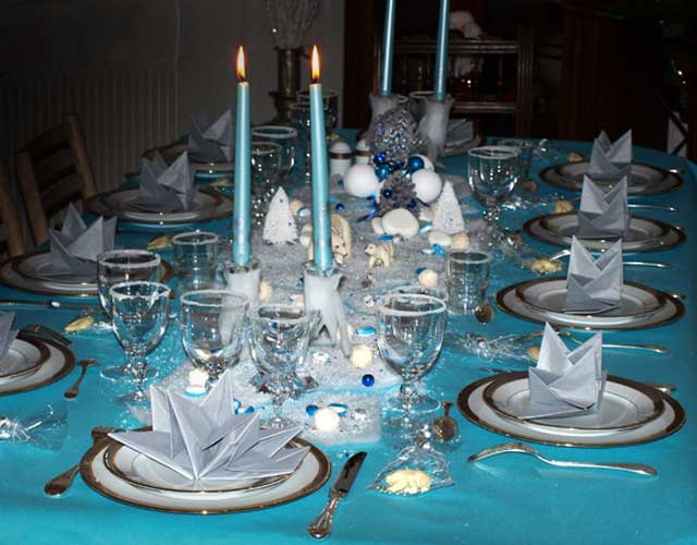 Lot De 9 Figurines Ours Polaires De Noël En Résine - Décorations De Table, Bureau, Maison